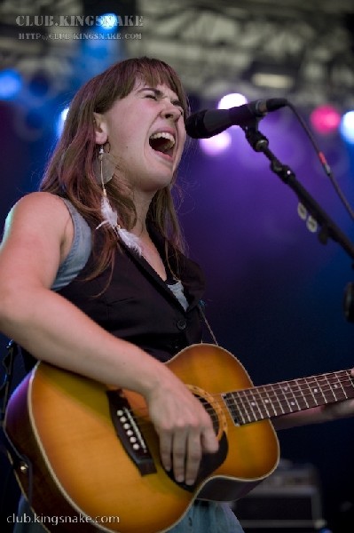 Serena Ryder at Bonnaroo 2008