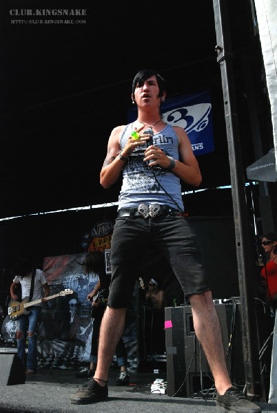 Chiodos at The Vans Warped Tour.   August 11, 2007.