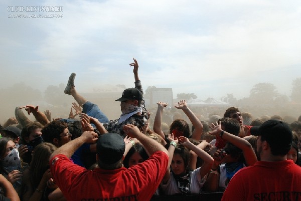 Chiodos at The Vans Warped Tour.   August 11, 2007.