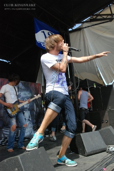 Chiodos at The Vans Warped Tour.   August 11, 2007.