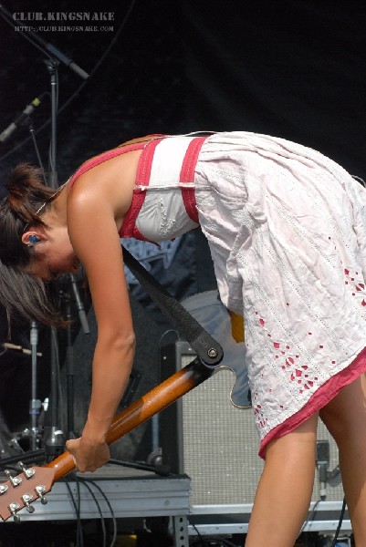 Meg and Dia For at The Vans Warped Tour.   August 11, 2007.