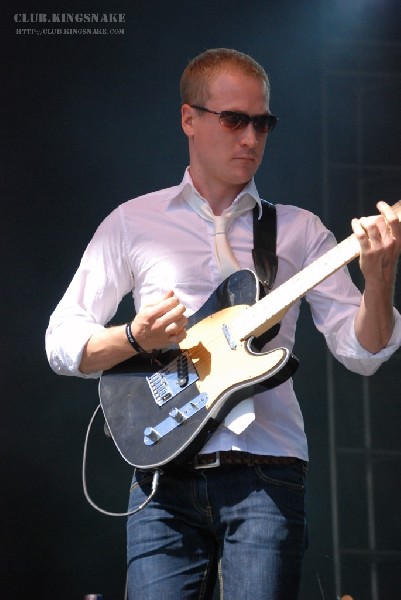 Dragonette at The Virgin Festival, Toronto.