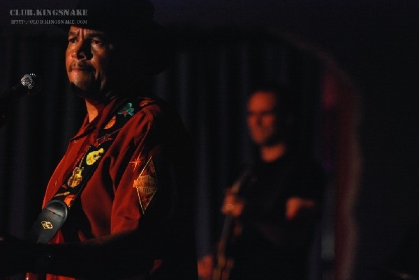 Sherman Robertson w/Shawn Kellerman live at the Junction. Peterborough, Ont