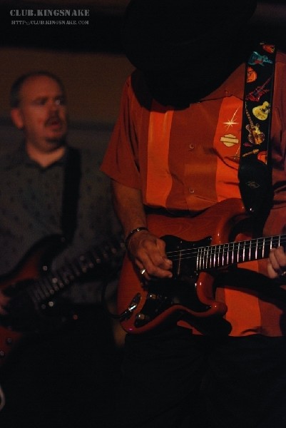 Sherman Robertson w/Shawn Kellerman live at the Junction. Peterborough, Ont