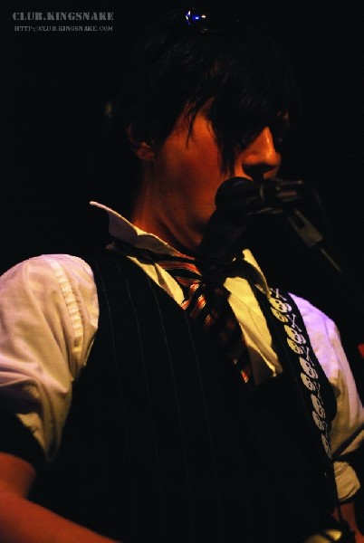 KissHello - Peterborough, Ontario.   January 13, 2007