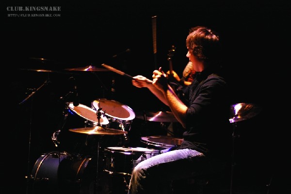 KissHello - Peterborough, Ontario.   January 13, 2007