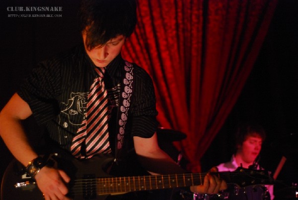 KissHello - Peterborough, Ontario.   December 15, 2006