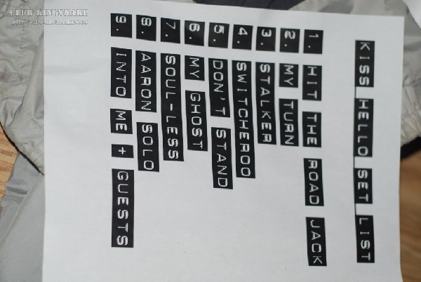 KissHello - December 15th, 2006.   Peterborough, Ontario.