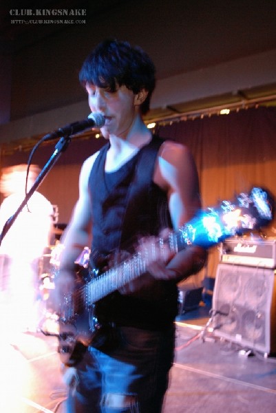 KissHello - Peterborough, Ontario.   May 19, 2007