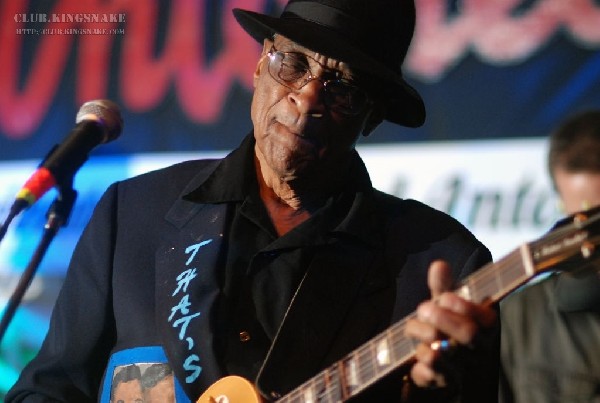 Kenny Wayne Shepherd with Hubert Sumlin at Antone's.  SXSW 2007