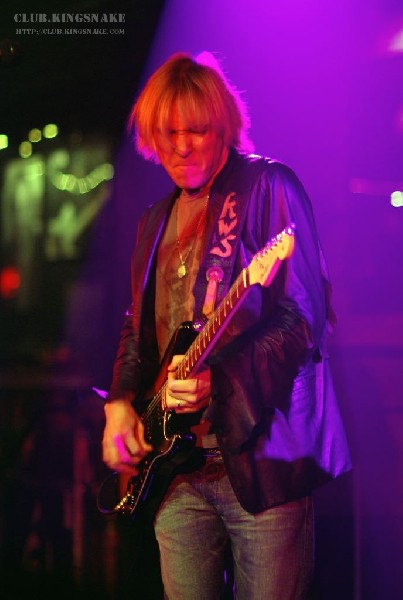Kenny Wayne Shepherd with Hubert Sumlin at Antone's.  SXSW 2007