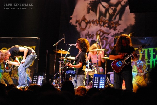 Protest The Hero - Toronto, Ontario.   Dec 9, 2006