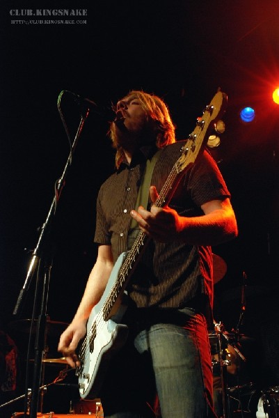 Sherwood at the Guvernment.  Toronto, Ontario