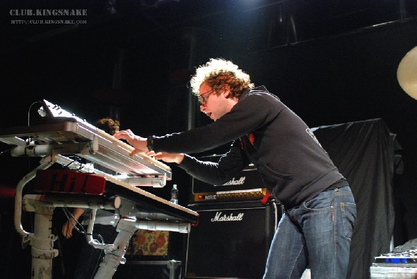 Sherwood at the Guvernment.  Toronto, Ontario