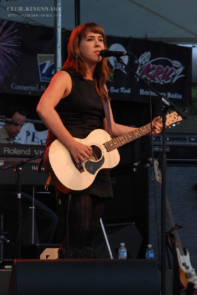 Serena Ryder at the Peterborugh Summer Festival of Lights