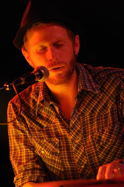Aaron Ivey at La Zona Rosa, Austin, Texas, 05/08/10