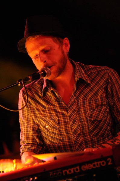 Aaron Ivey at La Zona Rosa, Austin, Texas, 05/08/10