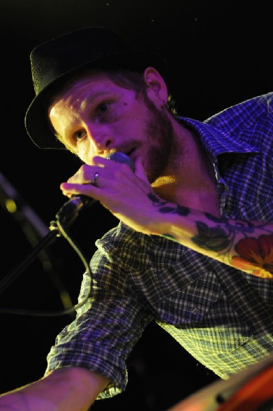 Aaron Ivey at La Zona Rosa, Austin, Texas, 05/08/10