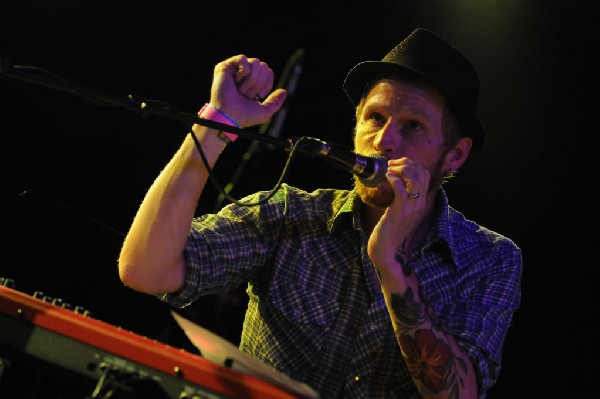 Aaron Ivey at La Zona Rosa, Austin, Texas, 05/08/10