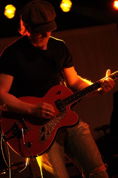 Aaron Ivey at La Zona Rosa, Austin, Texas, 05/08/10