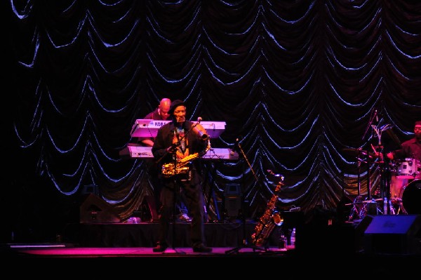 Aaron Neville at ACL Live Austin Texas December 13, 2011