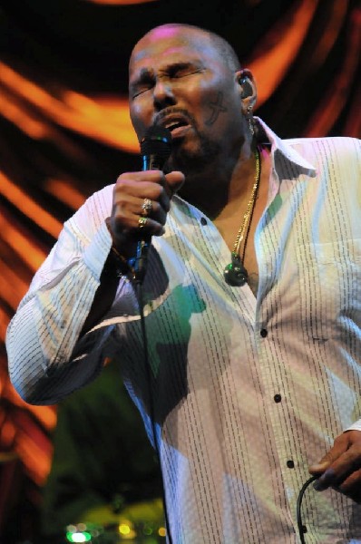 Aaron Neville at ACL Live Austin Texas December 13, 2011