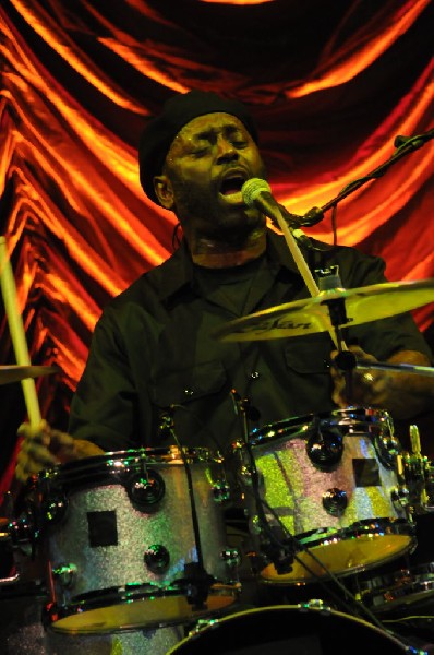 Aaron Neville at ACL Live Austin Texas December 13, 2011