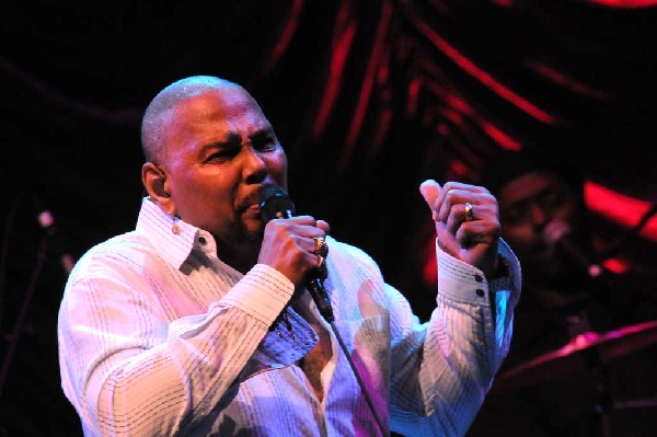 Aaron Neville at ACL Live Austin Texas December 13, 2011