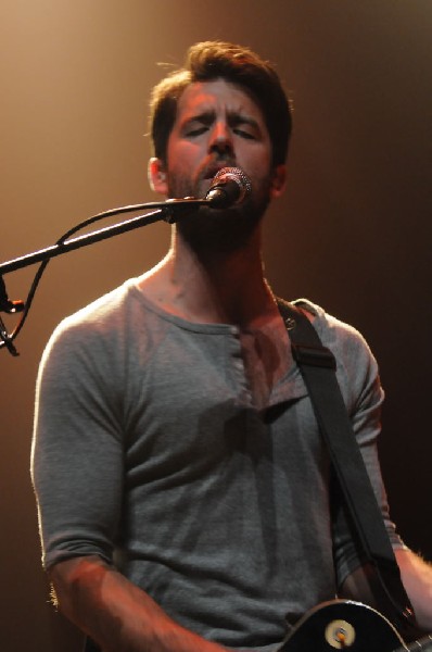 Air Revue at ACL Live at the Moody Theater in Austin, Texas 04/29/11 - phot