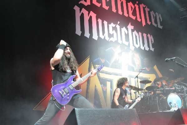 Anthrax at AT&T Center, San Antonio, Texas, 09/25/10 Second night of Am