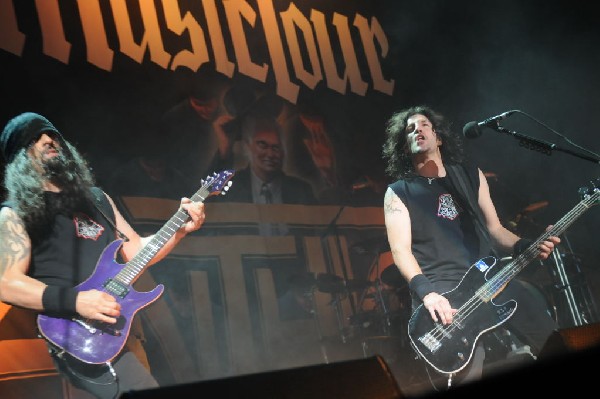 Anthrax at AT&T Center, San Antonio, Texas, 09/25/10 Second night of Am