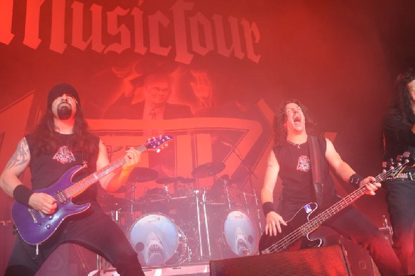 Anthrax at Superpages.com Center, Dallas Texas, 09/24/10 Opening night of A