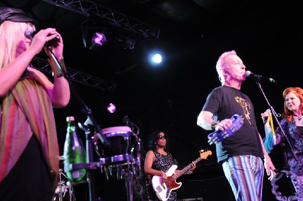 The B-52s at La Zona Rosa, Austin, Texas 05/15/10