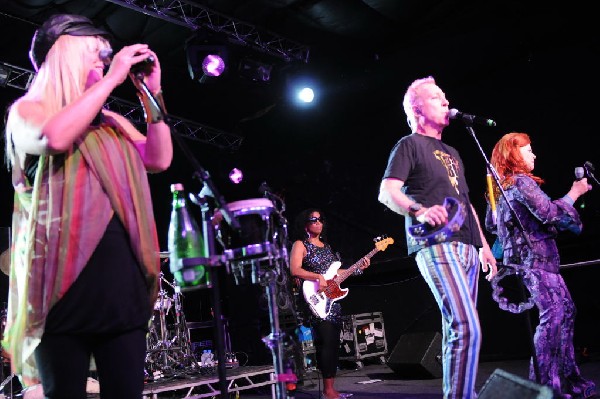 The B-52s at La Zona Rosa, Austin, Texas 05/15/10