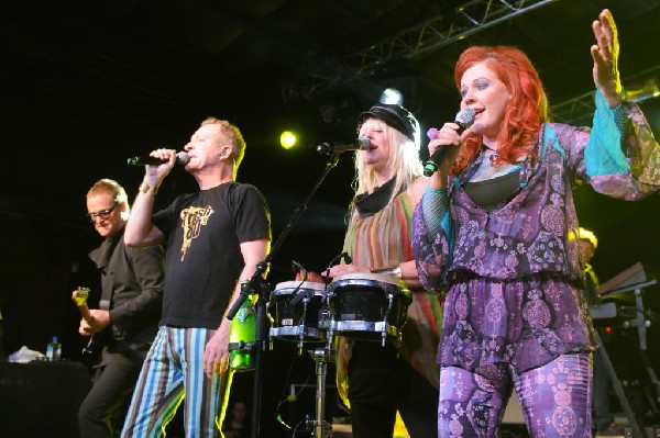 The B-52s at La Zona Rosa, Austin, Texas 05/15/10