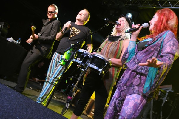 The B-52s at La Zona Rosa, Austin, Texas 05/15/10