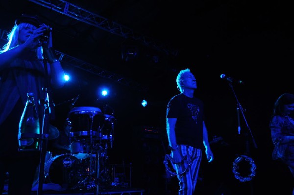 The B-52s at La Zona Rosa, Austin, Texas 05/15/10