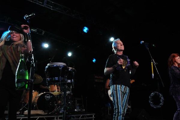 The B-52s at La Zona Rosa, Austin, Texas 05/15/10