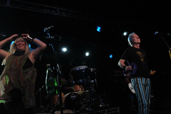 The B-52s at La Zona Rosa, Austin, Texas 05/15/10