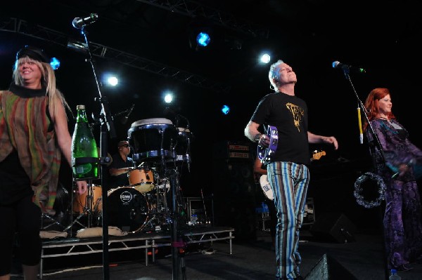 The B-52s at La Zona Rosa, Austin, Texas 05/15/10