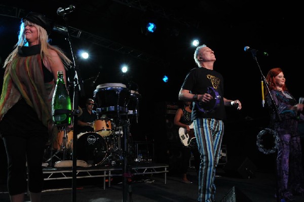 The B-52s at La Zona Rosa, Austin, Texas 05/15/10