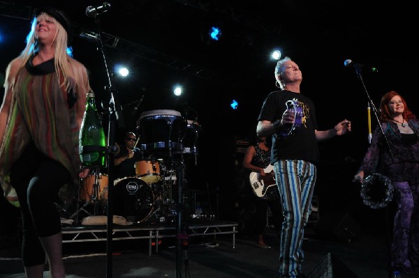 The B-52s at La Zona Rosa, Austin, Texas 05/15/10