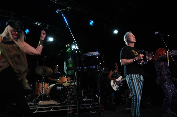 The B-52s at La Zona Rosa, Austin, Texas 05/15/10