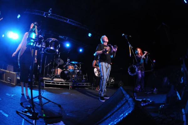 The B-52s at La Zona Rosa, Austin, Texas 05/15/10