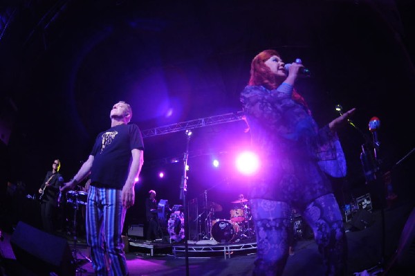 The B-52s at La Zona Rosa, Austin, Texas 05/15/10