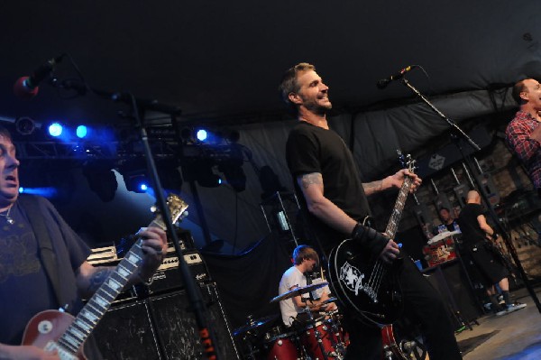 Bad Religion at Stubb's BarBQ, Austin, Texas April 19, 2011 - photo by Jeff