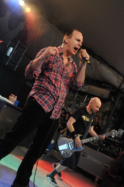 Bad Religion at Stubb's BarBQ, Austin, Texas April 19, 2011 - photo by Jeff