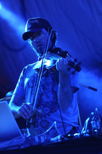 Beats Antique at Stubb's BarBQ, Austin, Texas 04/19/10