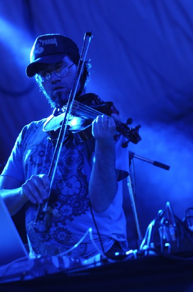 Beats Antique at Stubb's BarBQ, Austin, Texas 04/19/10