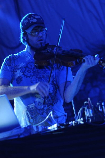 Beats Antique at Stubb's BarBQ, Austin, Texas 04/19/10